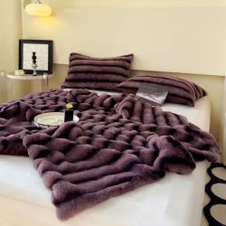 پتو لحافی راه راه 2 نفره با 2 عدد روبالشت 